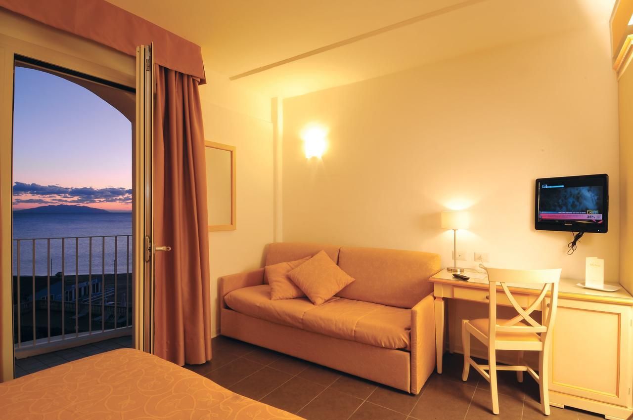 Hotel Stella Marina San Vincenzo Buitenkant foto
